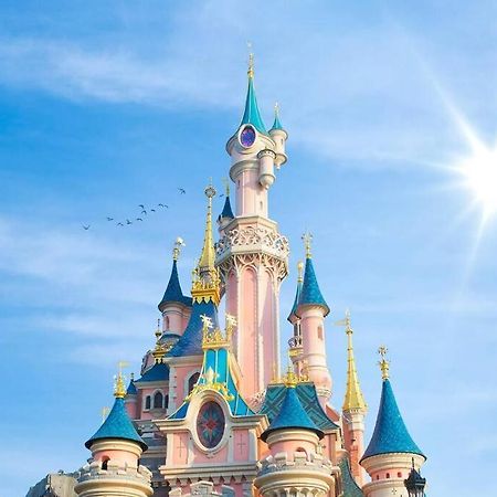 The Art Of Disney Chessy Exterior photo
